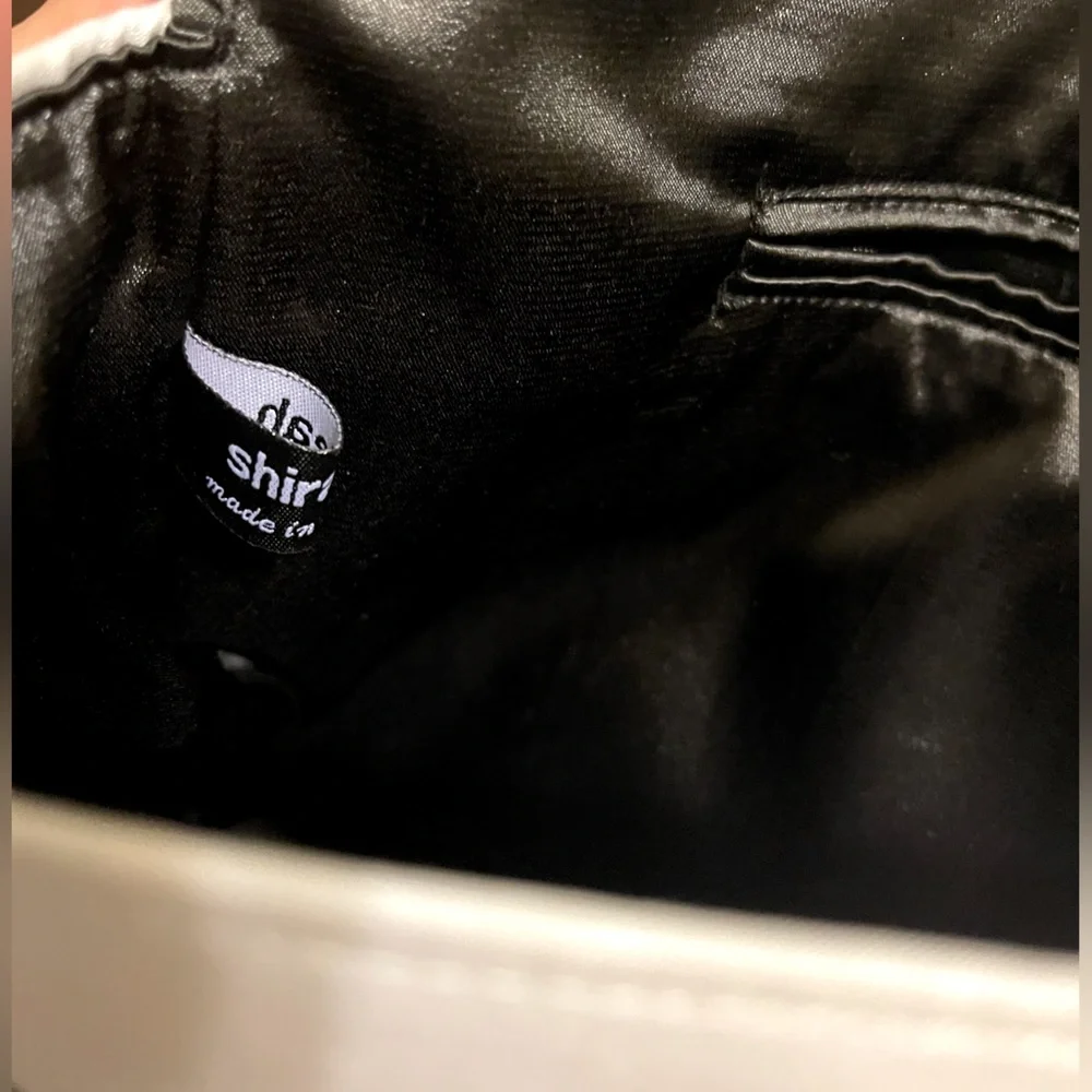 Shiraleah White Black Silk Clutch With Coral‎ Appliqué